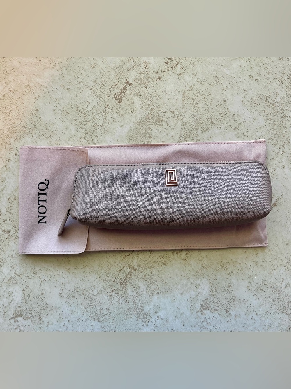 NOTIQ Stone Gray Saffiano Pouch
